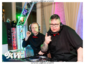 032-DJ-KW-Services